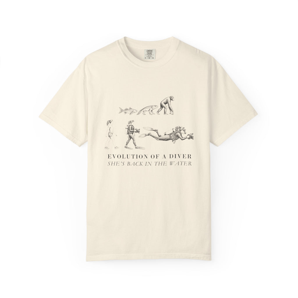 Female Diver Evolution tee, digital mockup 10