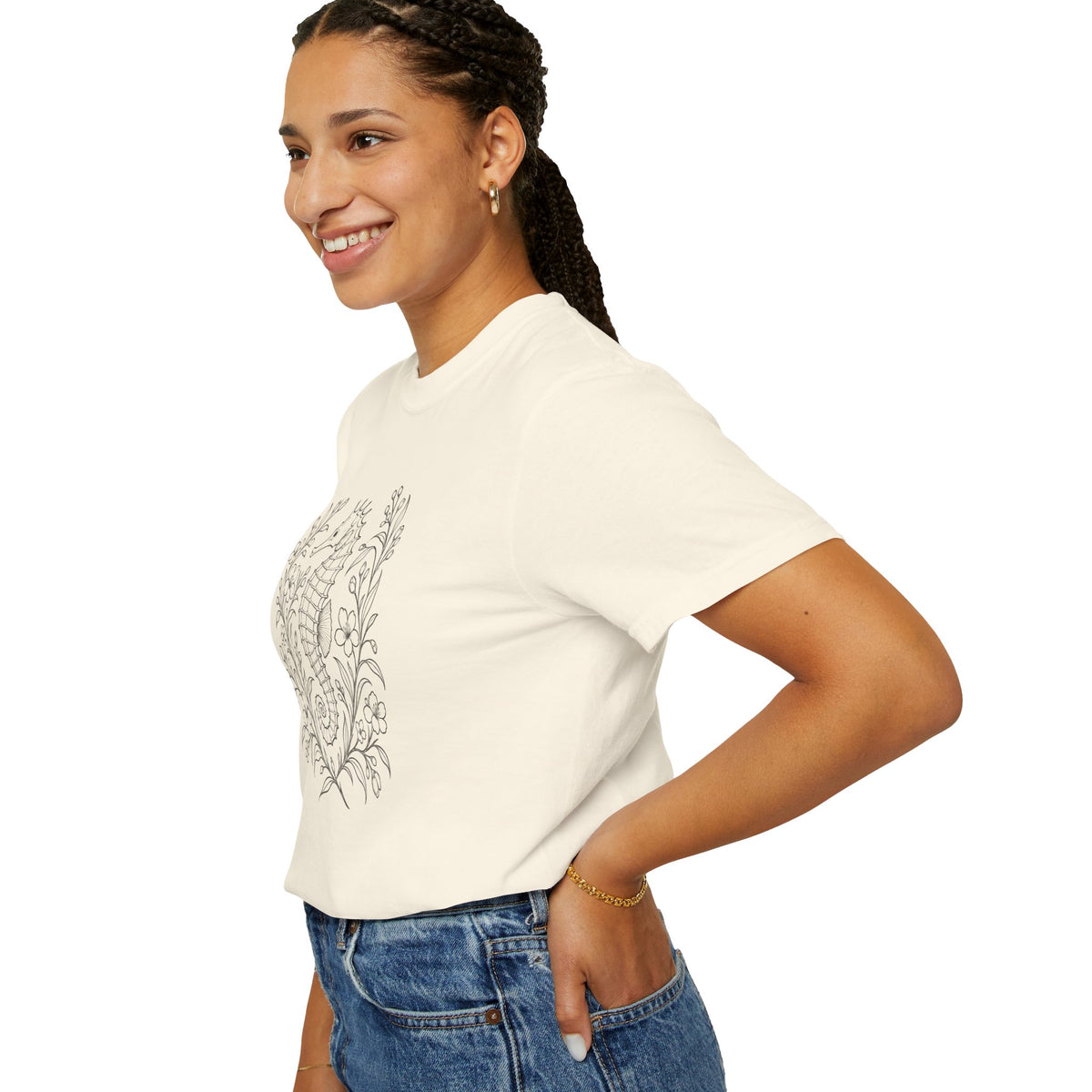 Fine Line Seahorse T-Shirt, Minimalist Botanical Seahorse Tee