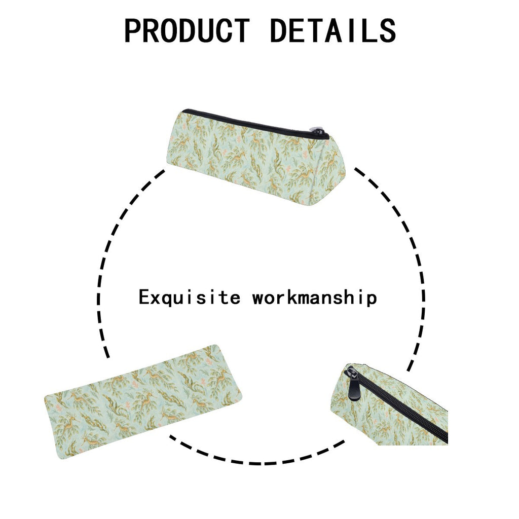 Product details diagram of the pencil case showing the zip and stitching