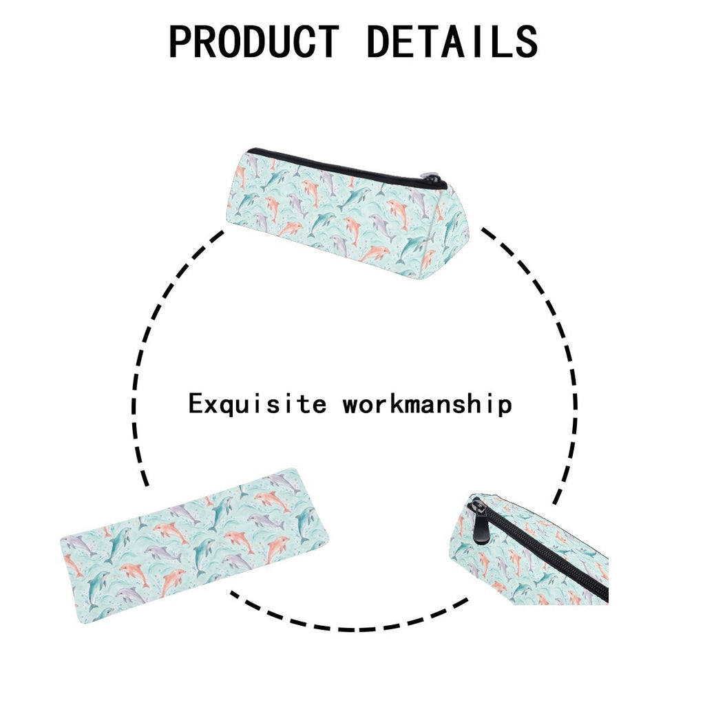 Product details diagram of the pencil case showing the zip and stitching