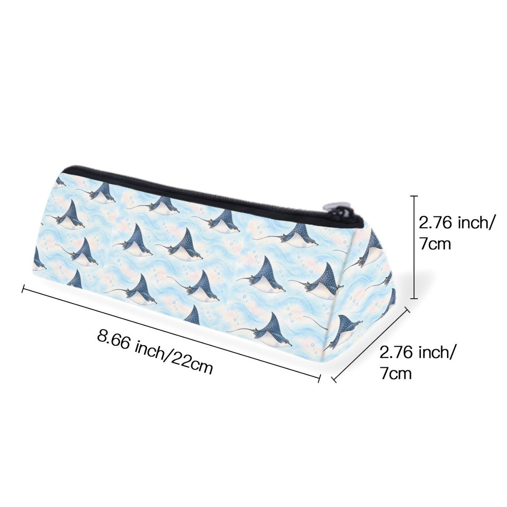 Size diagram of the slim zip pencil case, about 22 cm long and 7 cm wide